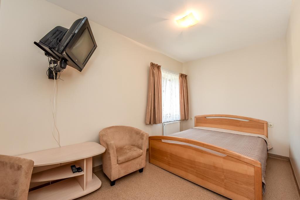 Holiday House Knp Паланга Екстериор снимка